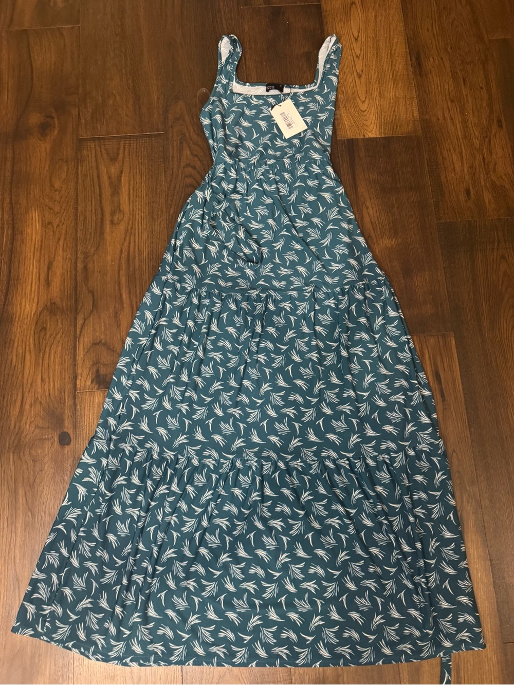Sleeveless Teal Leaf Maxi Dress